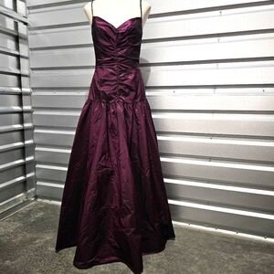 Vintage Jessica McClintock for Gunne Sax Purple Formal Floor Length Dress Gown